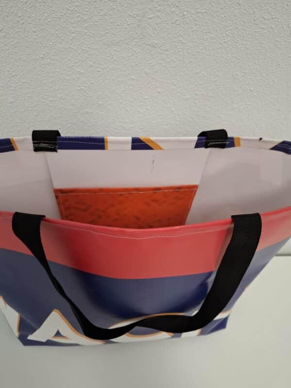 Bannertas groot - blauw/rood met witte letters - Afbeelding 3