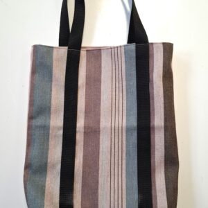 Schoudertas roze met gekleurde strepen